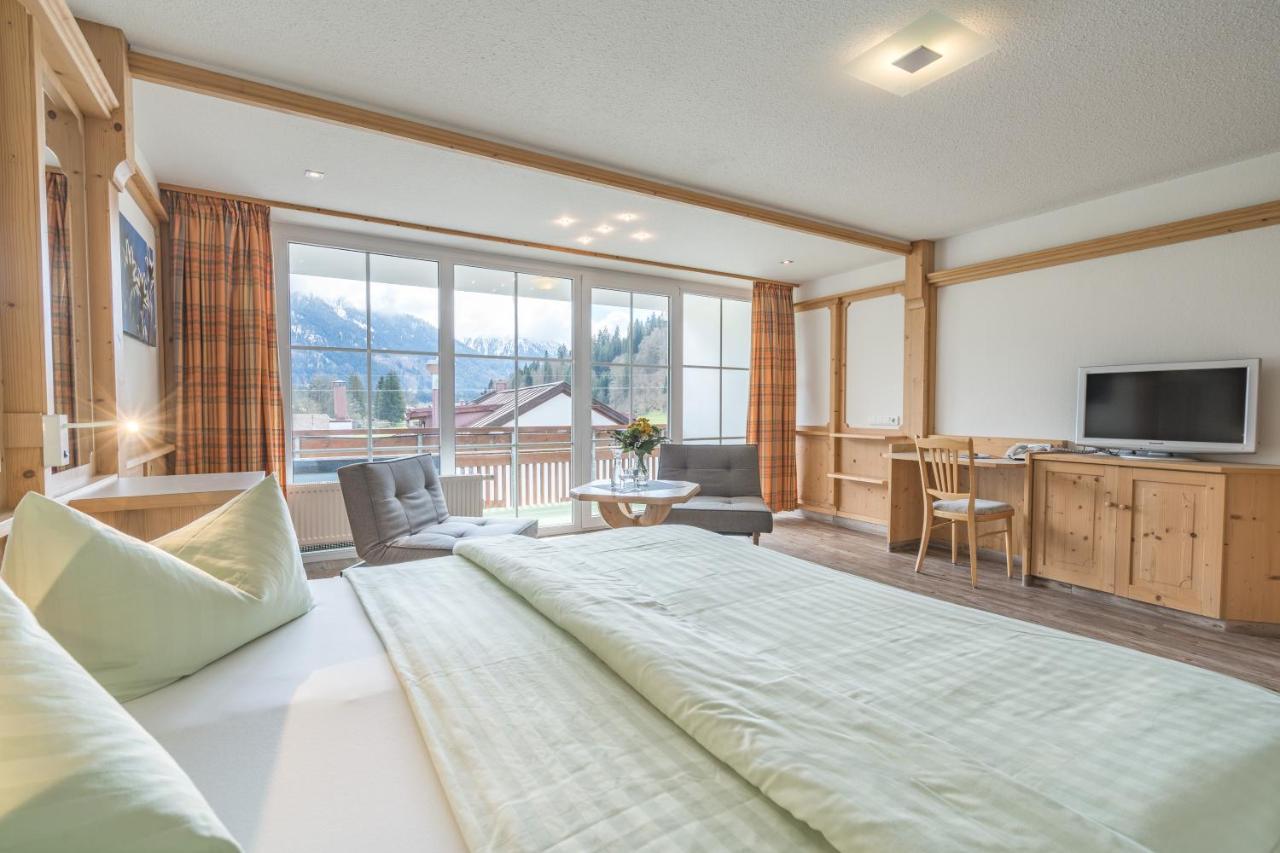 Wohlfuehlhotel Frohsinn Fischen im Allgaeu Exterior photo